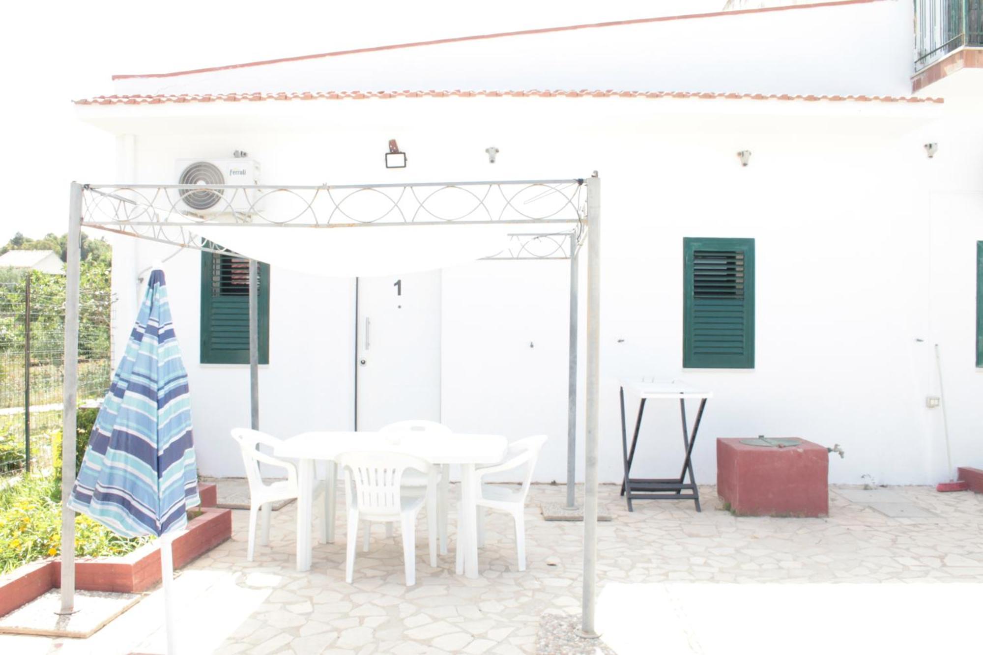 קאסטלמארה דל גולפו Villa Rosa מראה חיצוני תמונה